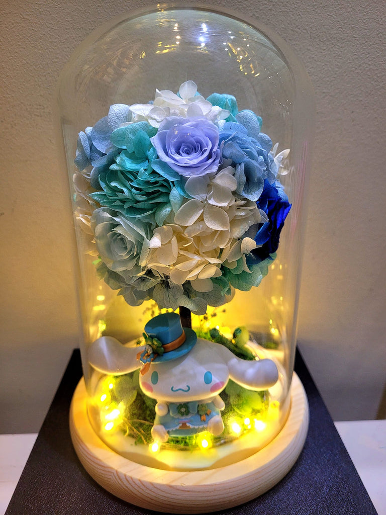 Cinnamoroll Hydrangea Tree With Preserved Roses in Glass Dome