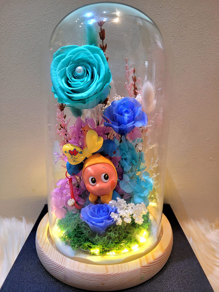 Premium Popmart Twinkle Twinkle Preserved Flower Dome With Tiffany Roses And Same Day Delivery.