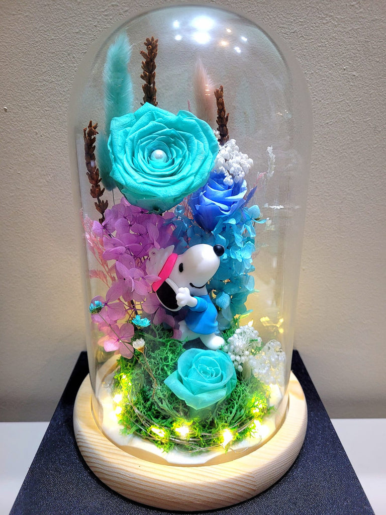 Snoopy Preserved Flower Dome With Tiffany Roses And Same Day Delivery v2